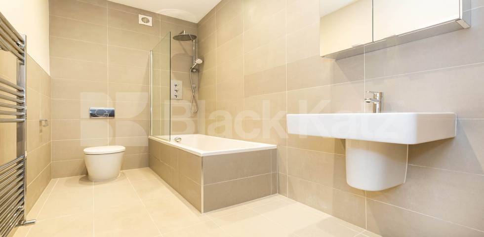 stunning 1 bedroom warehouse conversion minutes to Old Street Eagle Wharf Road, Old Street -Shoreditch